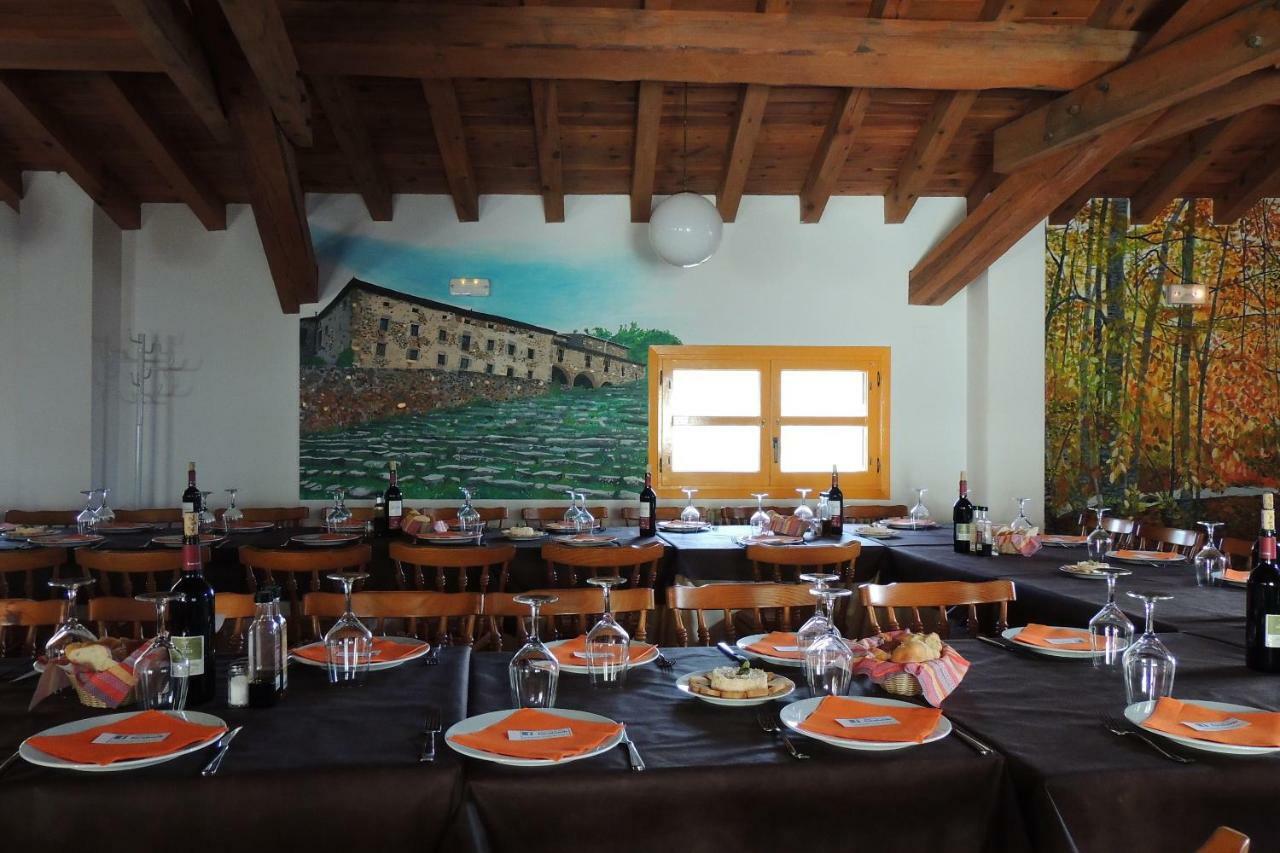 Posada Hoyos De Iregua Villoslada de Cameros Ngoại thất bức ảnh
